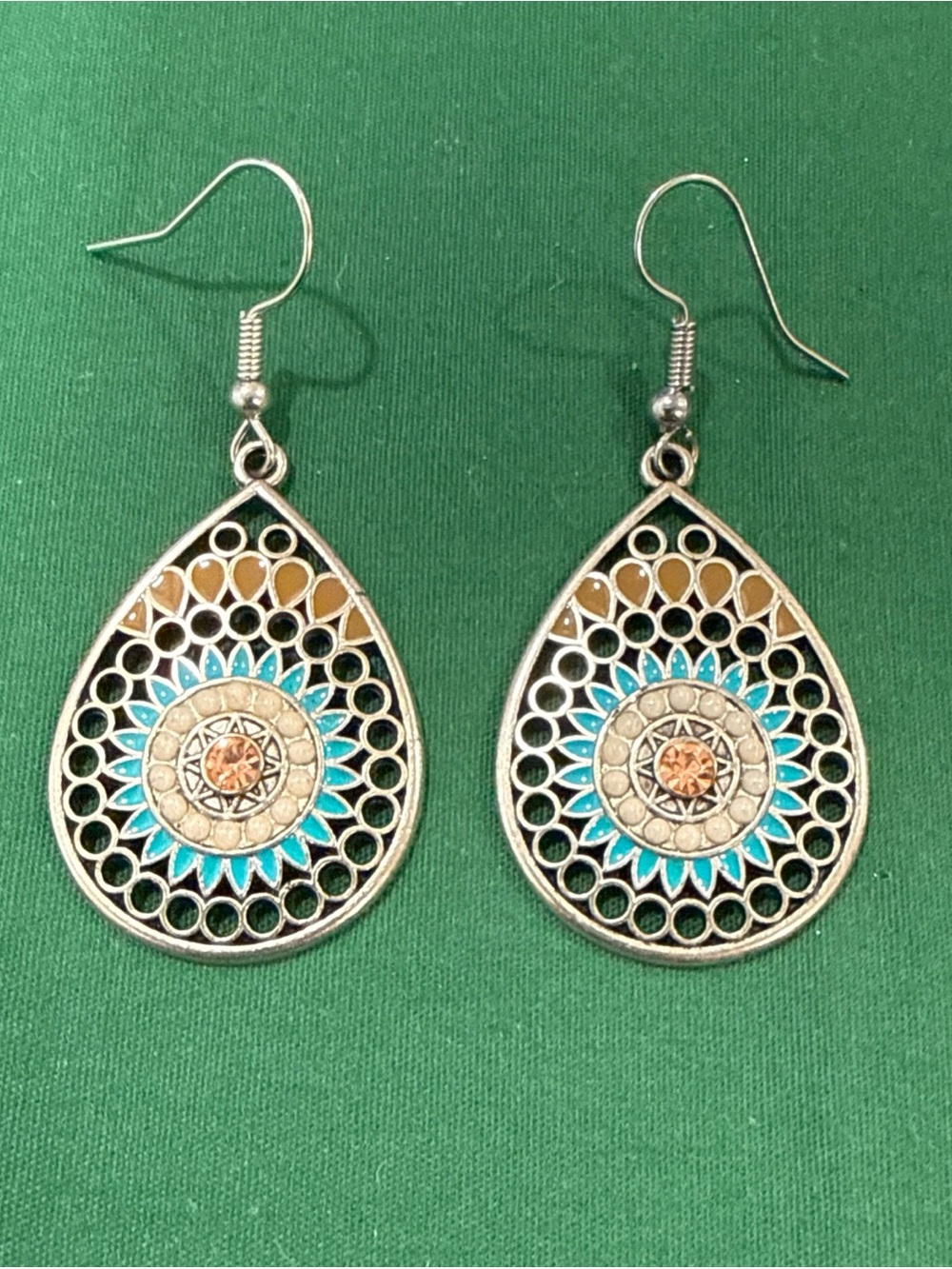 Bohemian Style SilverTone Teardrop Dangle Earrings. 108F